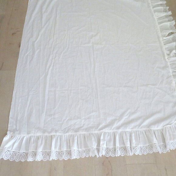 Pair of 2 White Lace Ruffle Curtain Drape Panels 44" x 62" Cottage Shabby Chic - Picture 5 of 16